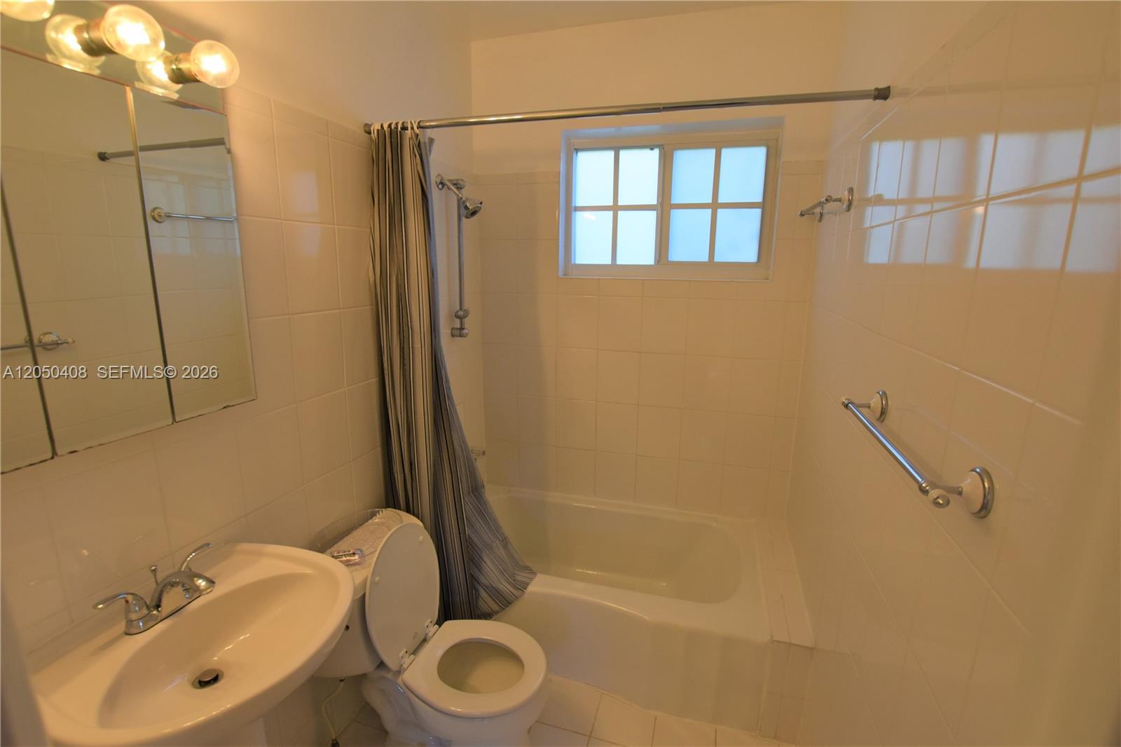 2615 Southwest 20th Street Miami, FL 33145 - Photo 12 of 17