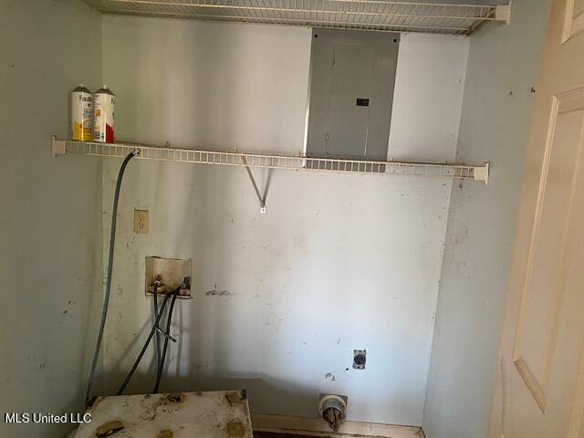 756 Dancey Cove Coldwater, MS 38618 - Photo 31 of 36 Laundry 2