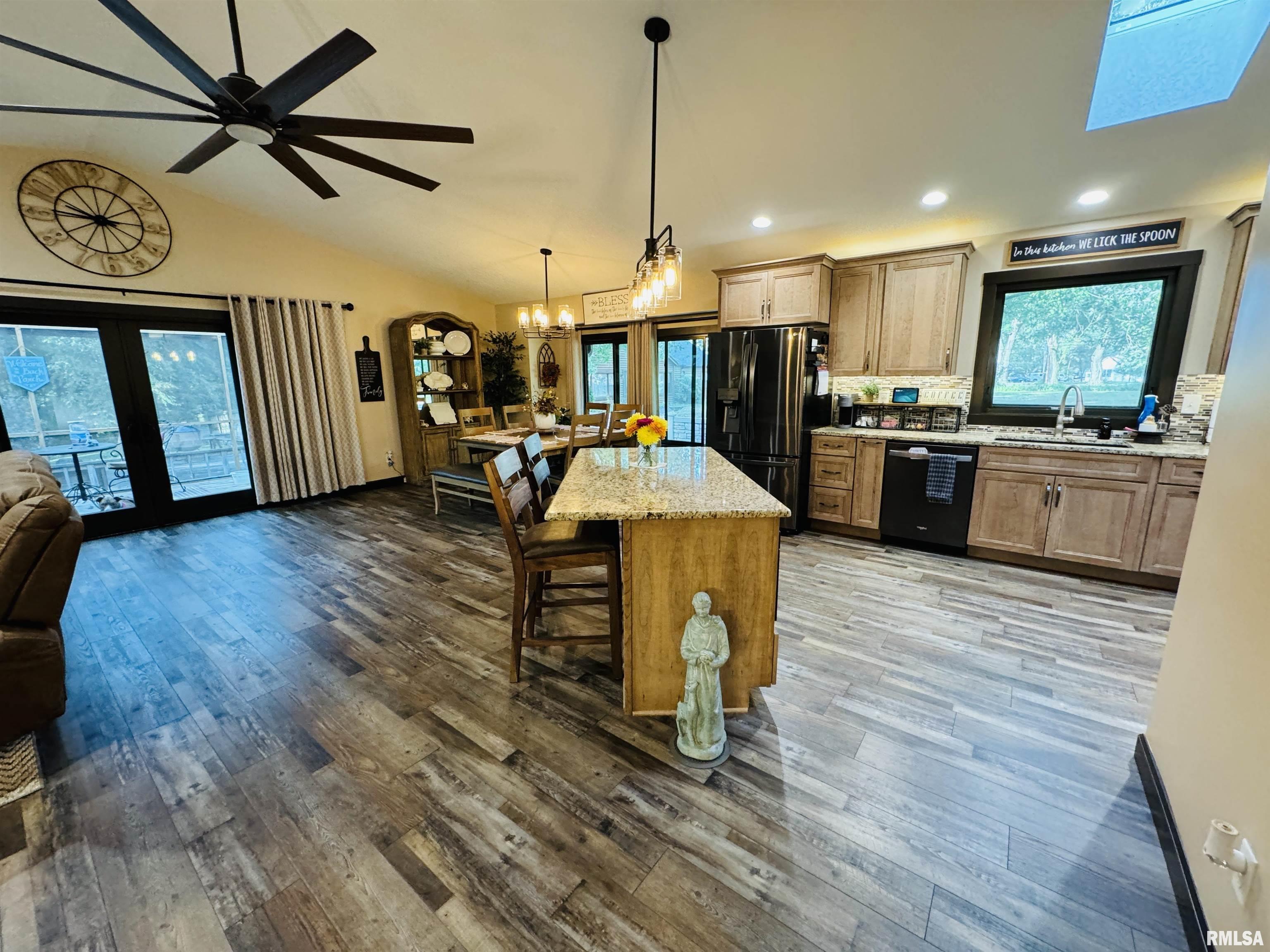 120 Lakeview Road East Galesburg, IL 61430 - Photo 18 of 53