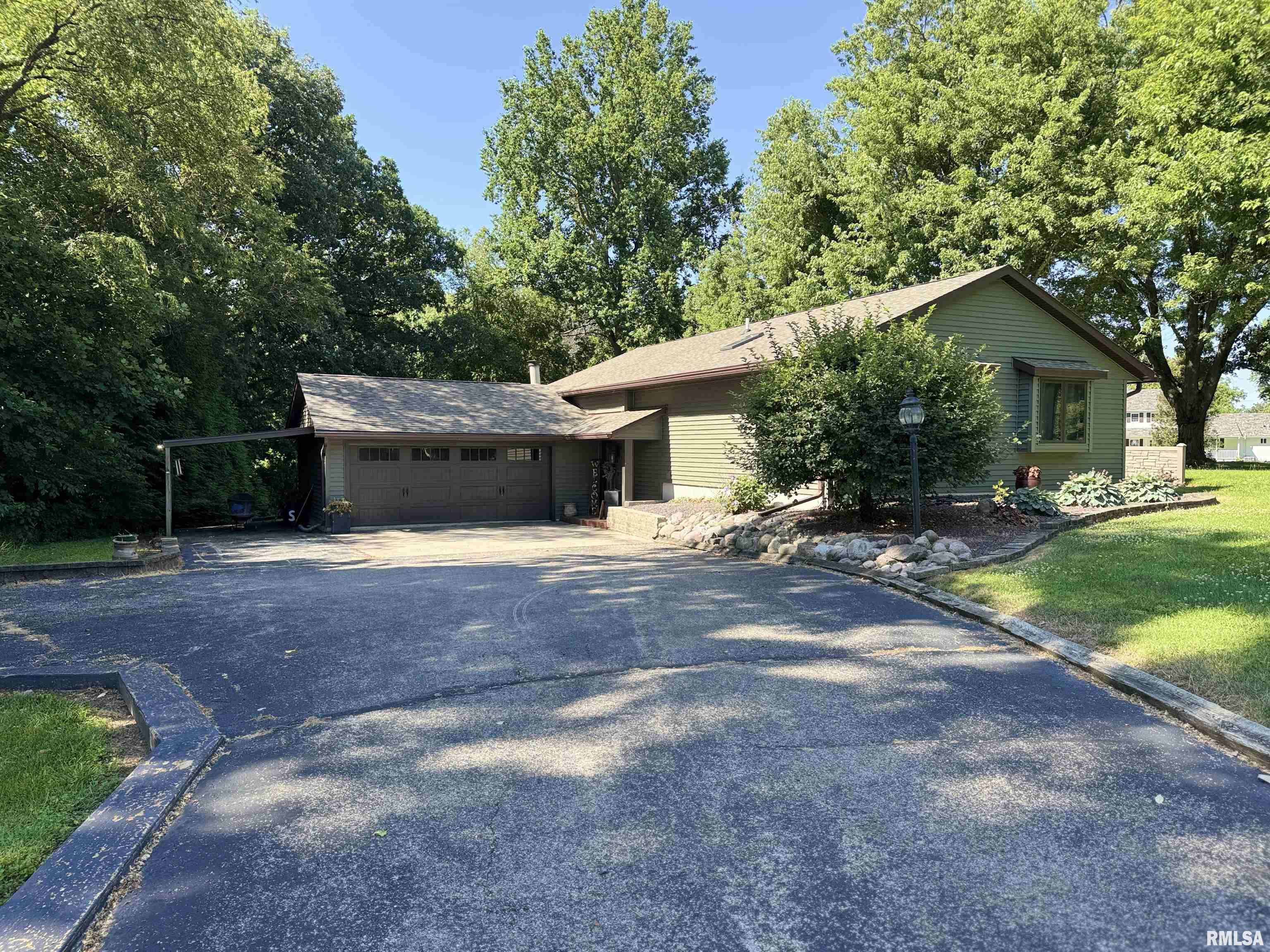 120 Lakeview Road East Galesburg, IL 61430 - Photo 3 of 53