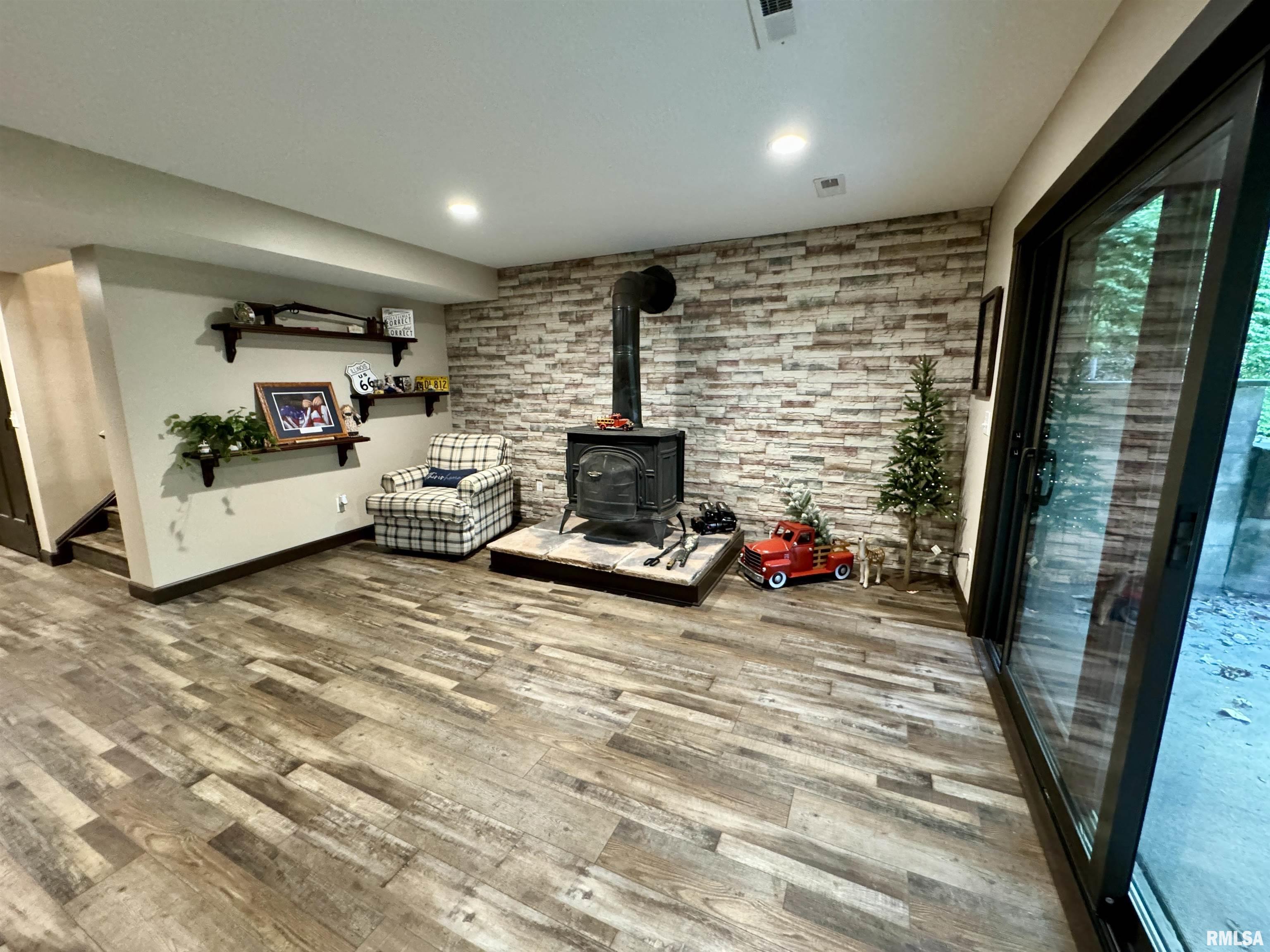 120 Lakeview Road East Galesburg, IL 61430 - Photo 43 of 53