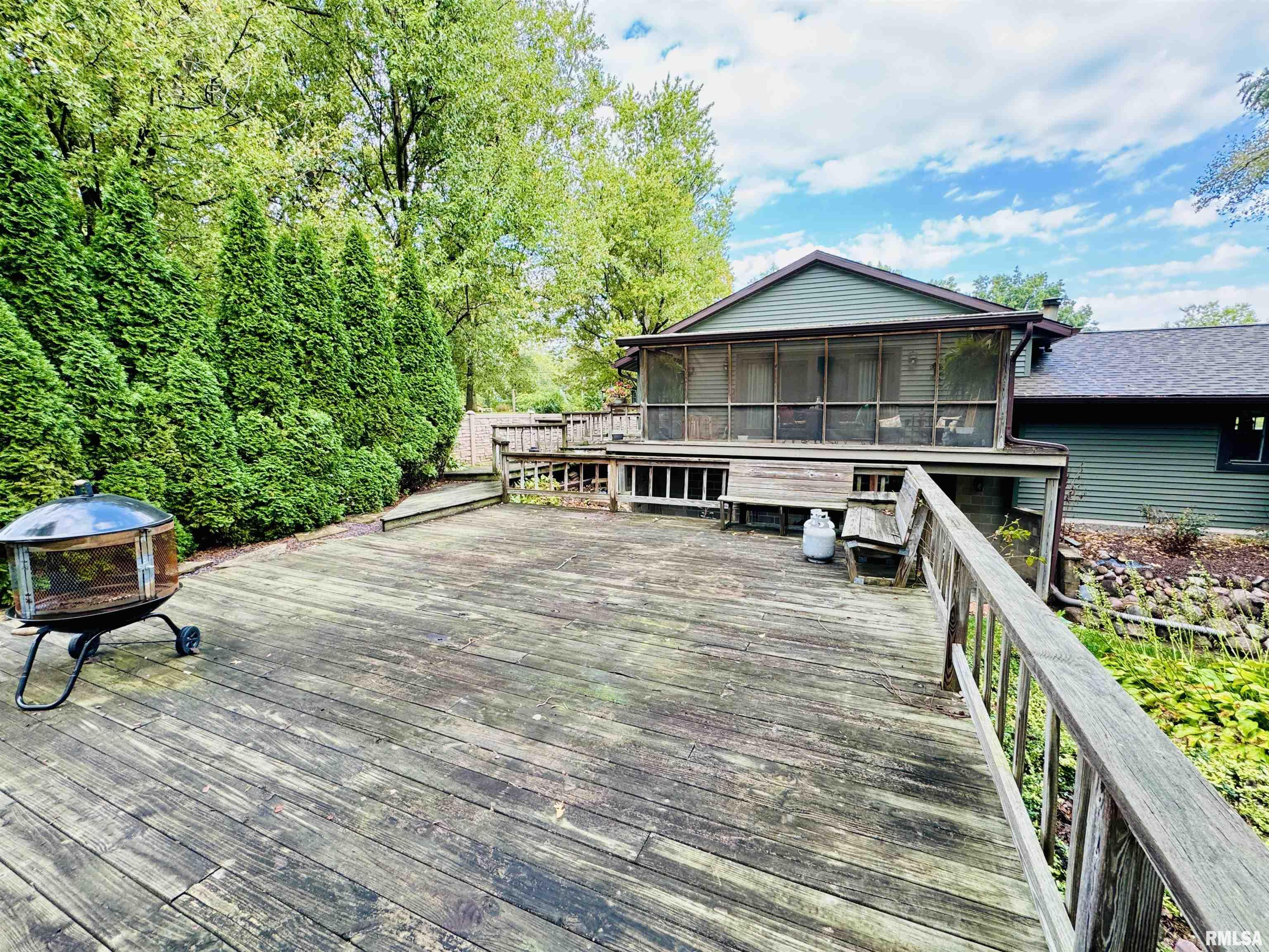 120 Lakeview Road East Galesburg, IL 61430 - Photo 6 of 53