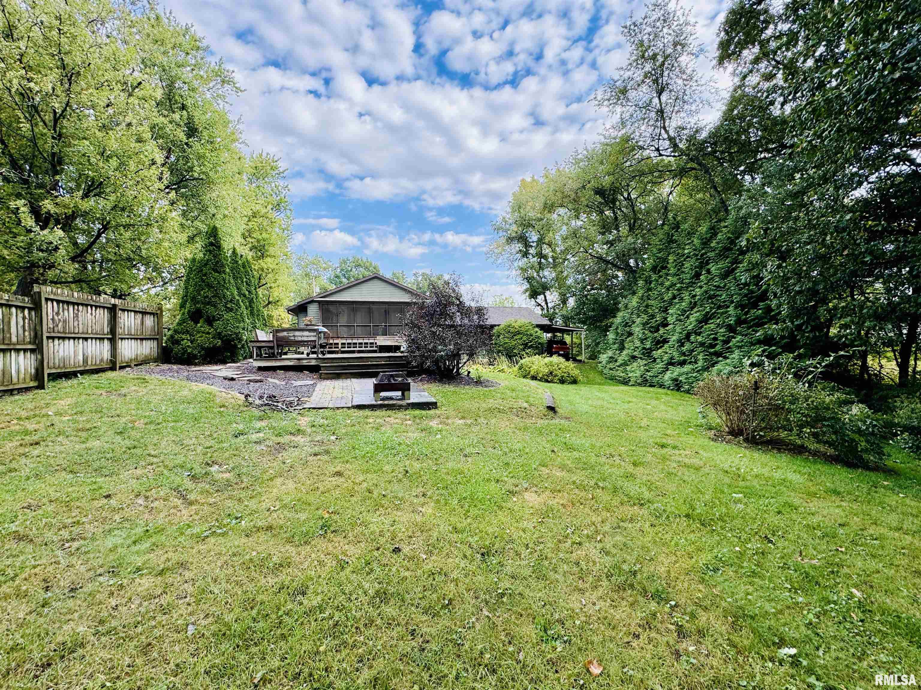 120 Lakeview Road East Galesburg, IL 61430 - Photo 10 of 53