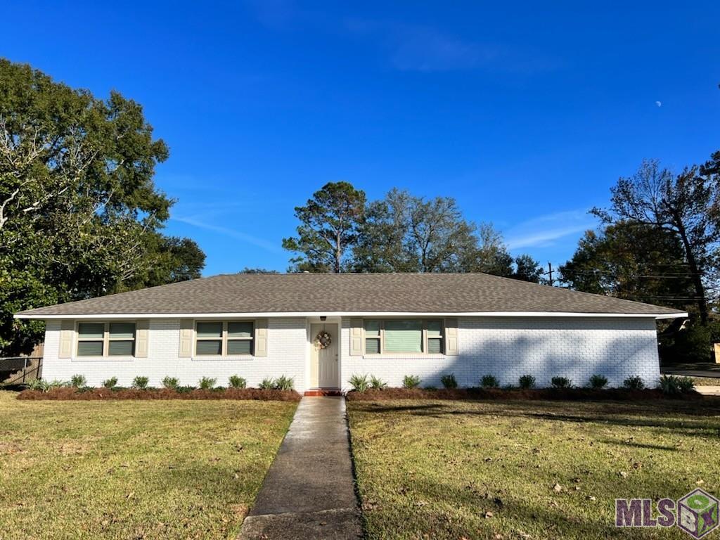 3822 Pasadena Drive Baton Rouge, LA 70814 - Photo 1 of 15 Front of home