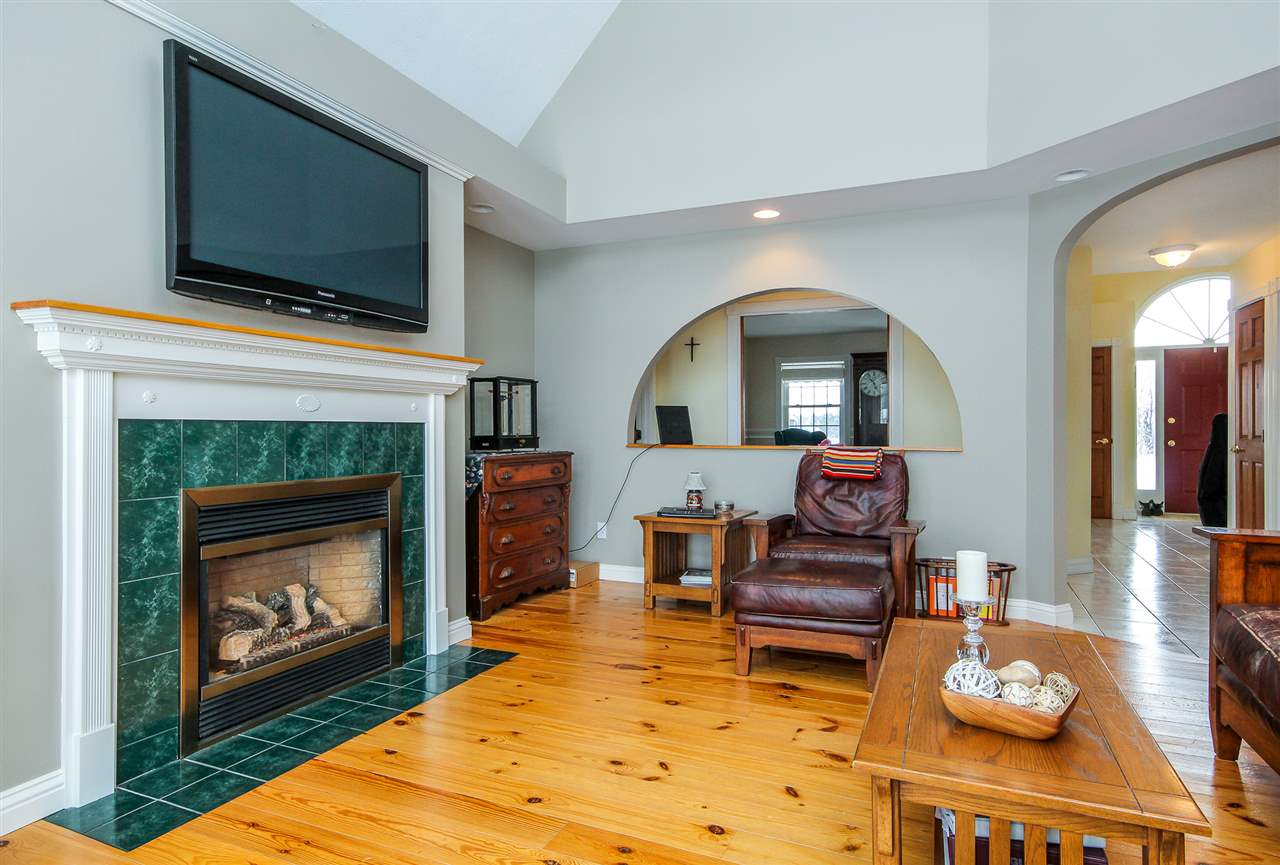 2651 Oak Hill Road Williston, VT 05495 - Photo 4 of 40
