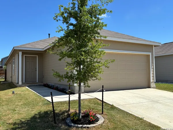 $1,550 | 8815 Astral Place, San Antonio, TX 78252