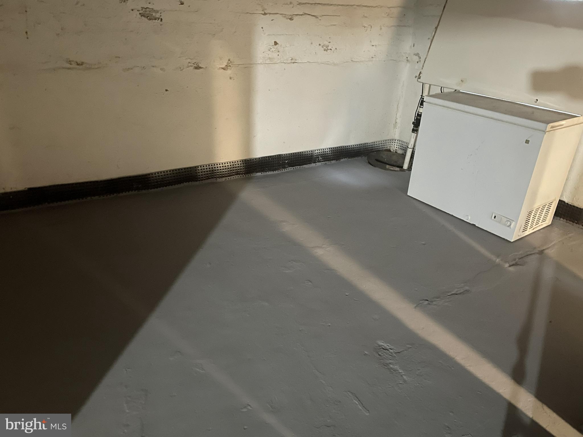 4210 Raspe Avenue Baltimore, MD 21206 - Photo 6 of 20