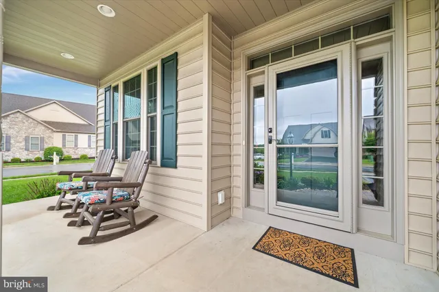 $599,000 | 843 Summer Breeze Path, Cochranville, PA 19330