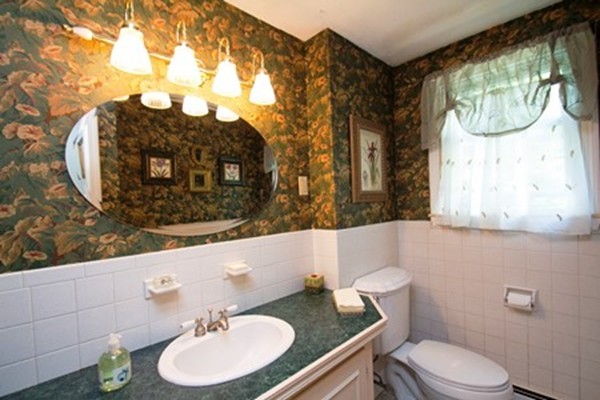 5 Ruping Drive Burlington, MA 01803 - Photo 10 of 30 Gallery Image 10