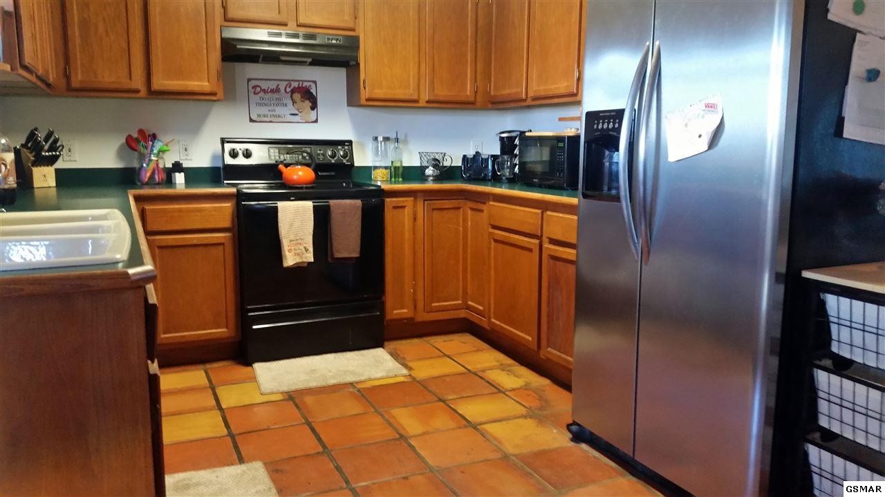 1609 Upper Ridge Court Sevierville, TN 37862 - Photo 4 of 15 Gallery Image 4