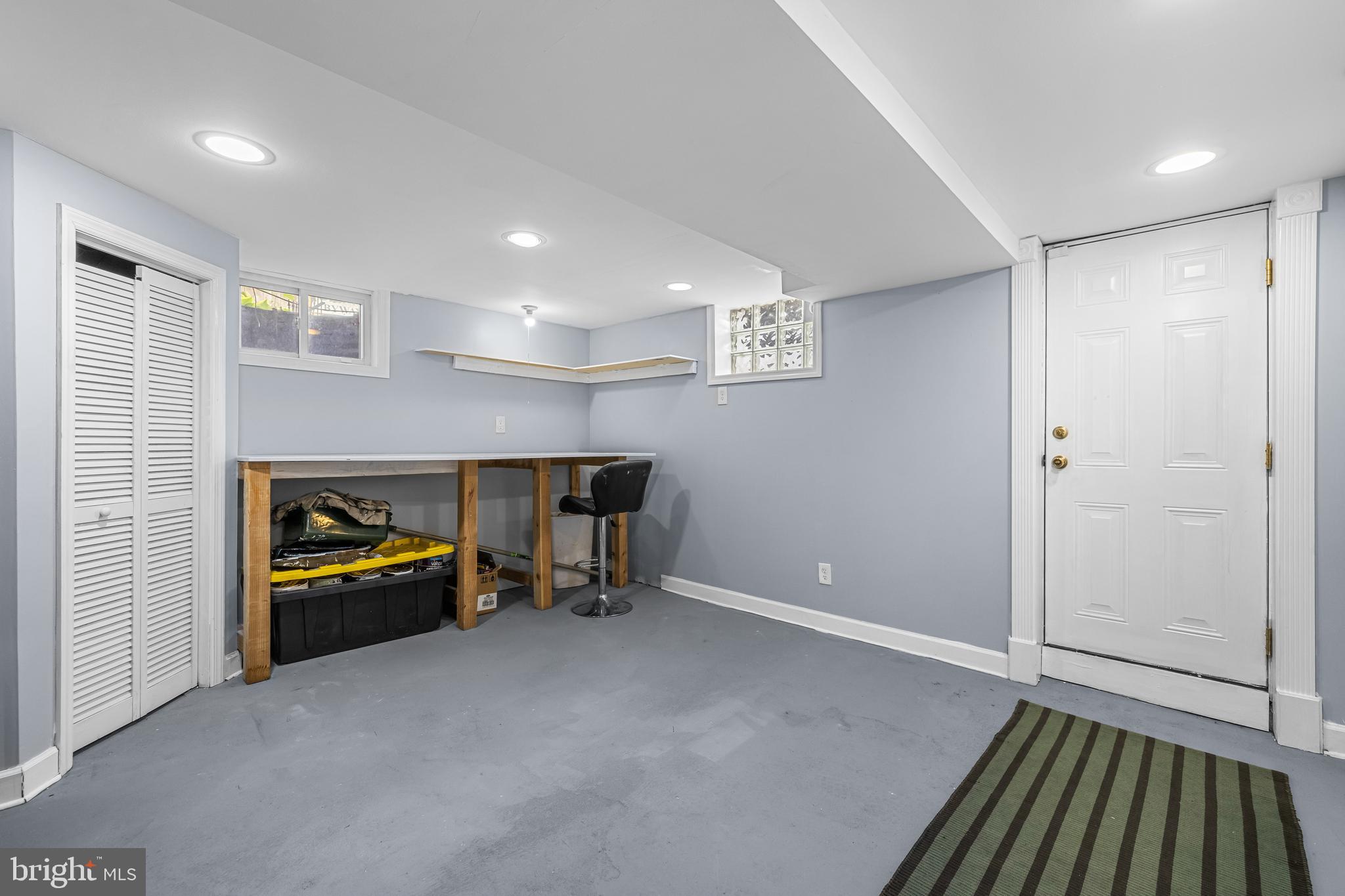 1620 Hardwick Road Towson, MD 21286 - Photo 31 of 38 a view of an empty room and fire place
