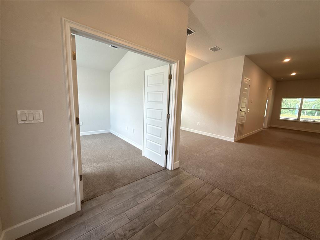 199 Northwest 45th Loop Ocala, FL 34475 - Photo 5 of 27