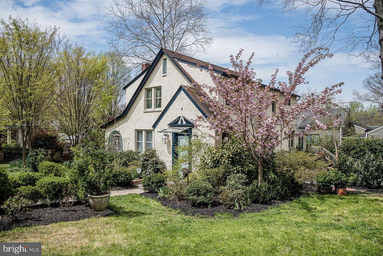 2244 Crest Road Baltimore, MD 21209 - Photo 54 of 54 a view of a house with a yard and plants