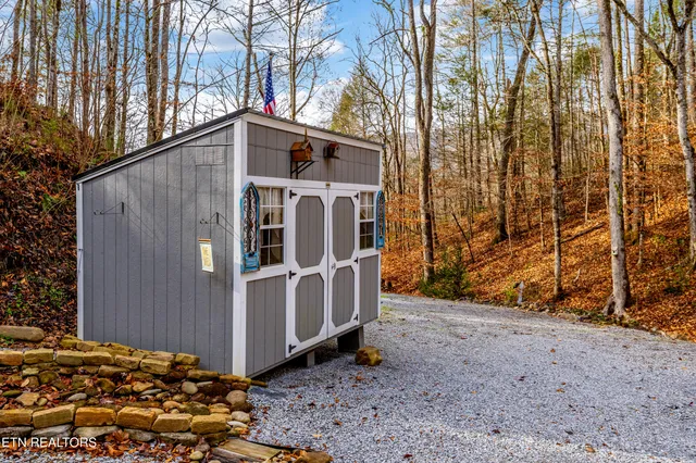 $349,999 | 5909 Old Walland Highway, Walland, TN 37886