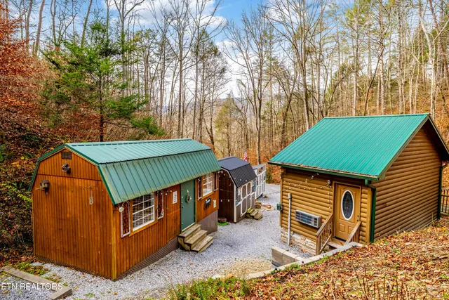 $349,999 | 5909 Old Walland Highway, Walland, TN 37886