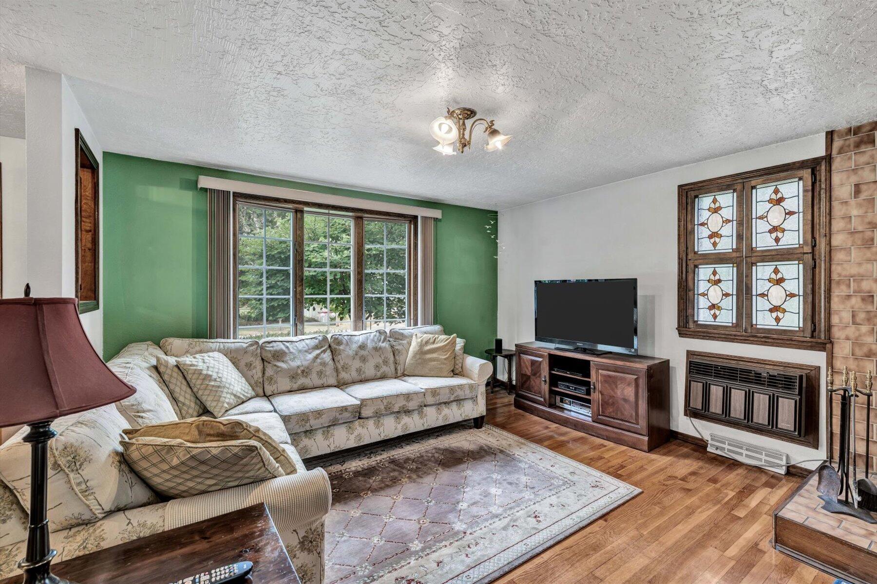 108 Mayflower Ridge Drive Wareham, MA 02571 - Photo 17 of 66 56-IMGP4866