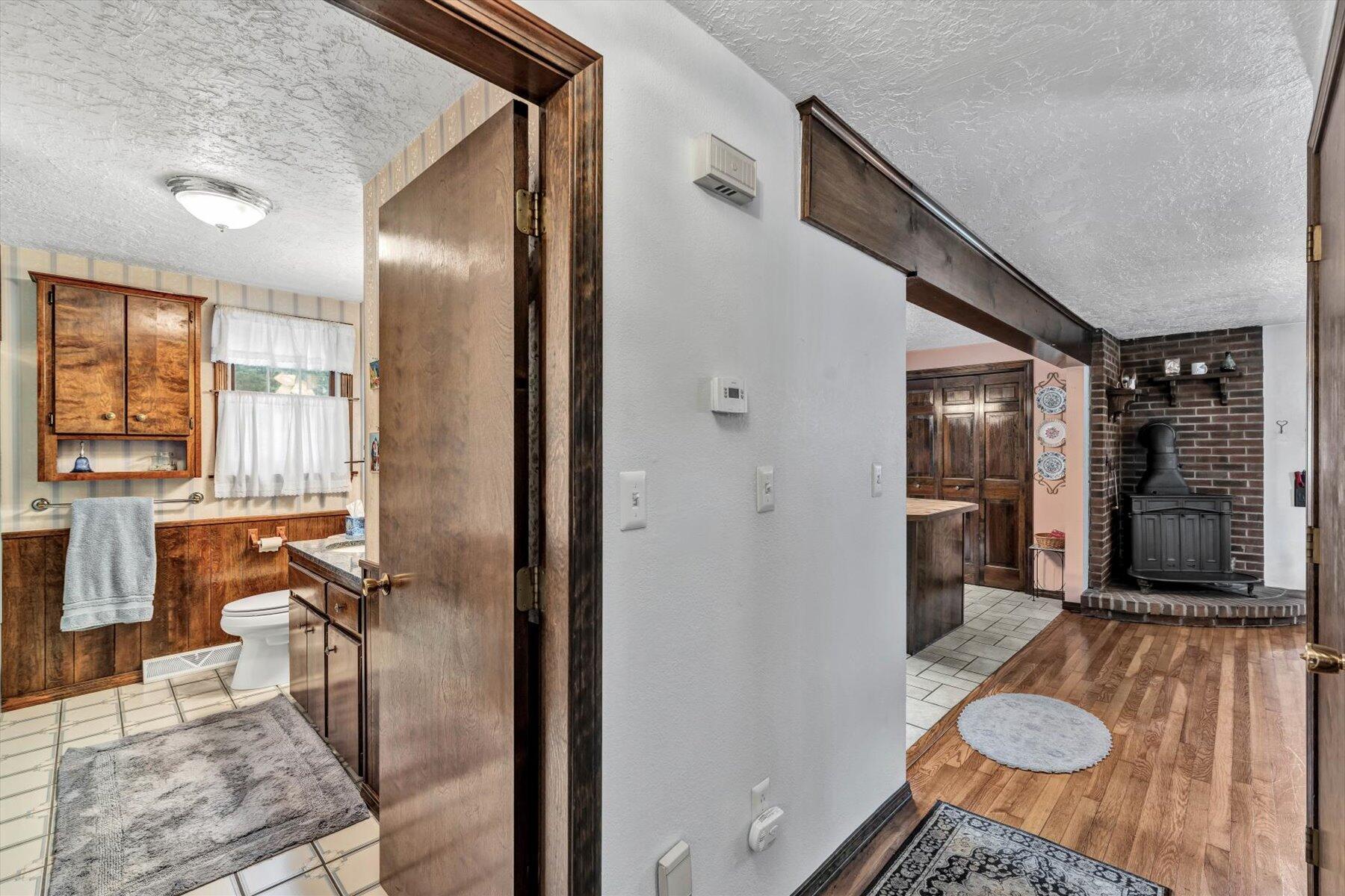 108 Mayflower Ridge Drive Wareham, MA 02571 - Photo 21 of 66 62-IMGP4884