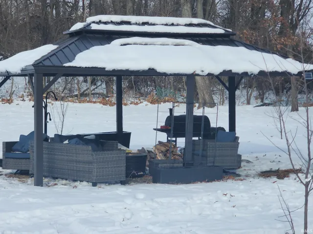 $325,000 | 5992 North 1100th Street West, Royal Center, IN 46978