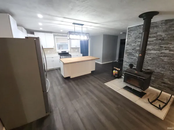$289,000 | 5992 North 1100th Street West, Royal Center, IN 46978