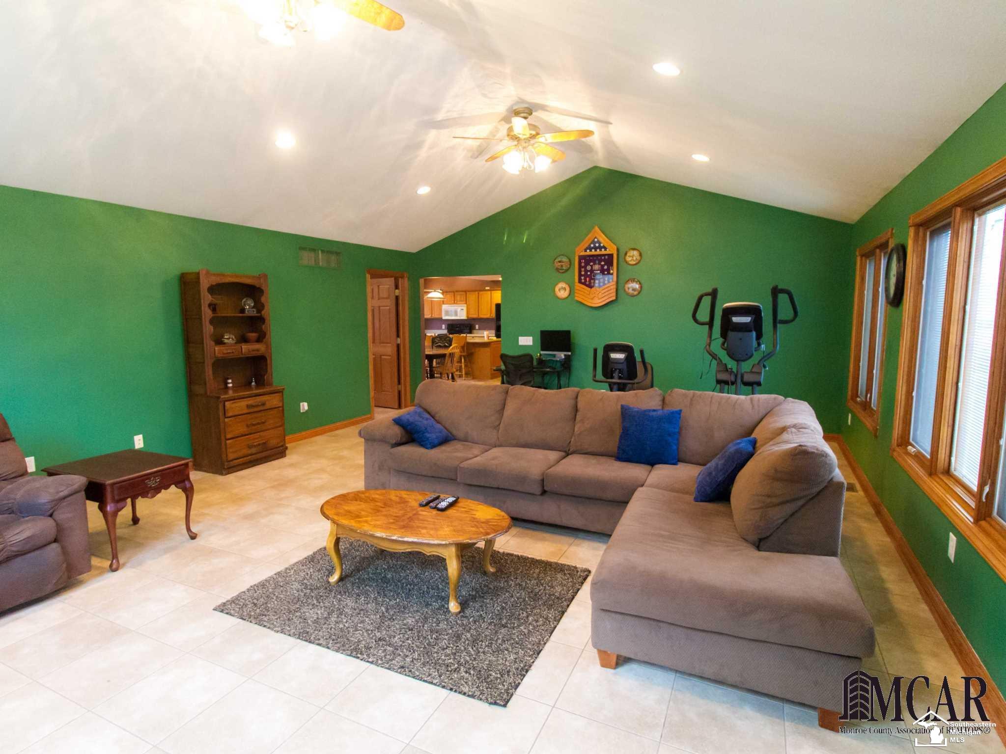 13533 Stowell Road Dundee, MI 48131 - Photo 11 of 34