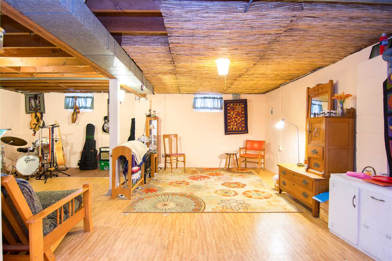 1307 Prairie Du Chien Road Iowa City, IA 52245 - Photo 16 of 21 Gallery Image 16