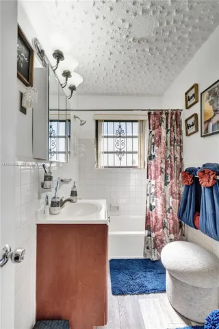 $525,000 | 1450 Northwest 198th Street, Miami Gardens, FL 33169