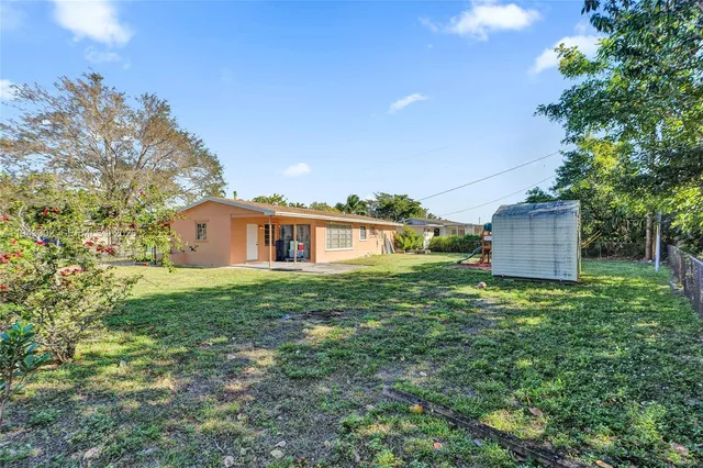 $525,000 | 1450 Northwest 198th Street, Miami Gardens, FL 33169