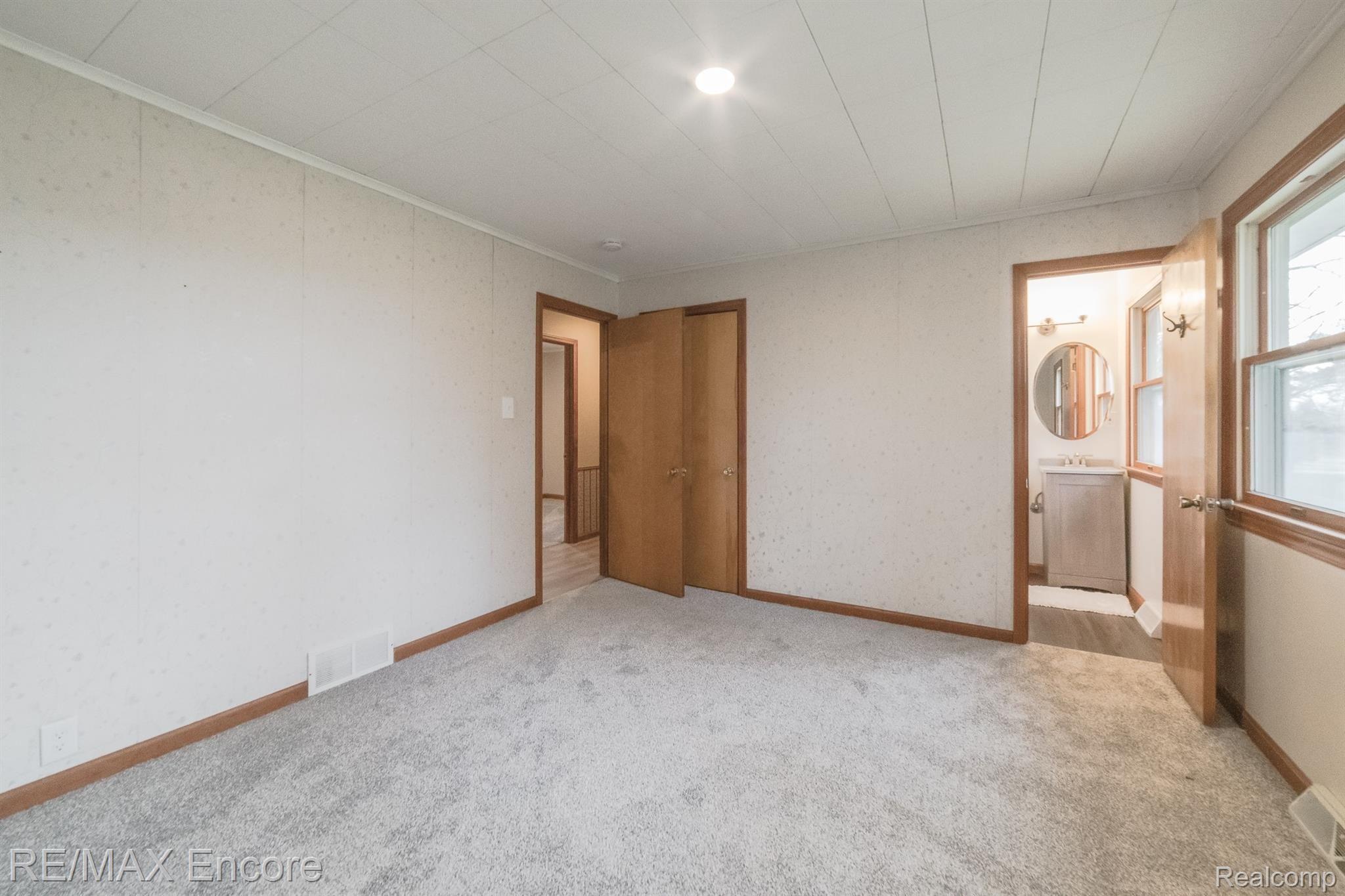 5739 Metamora Road Metamora, MI 48455 - Photo 14 of 36 5739 Metamora-17.jpg