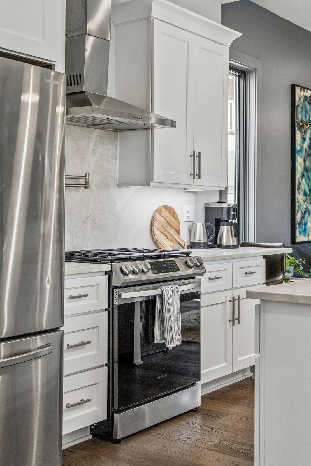 7 Carrere Court Charleston, SC 29403 - Photo 15 of 56 Kitchen