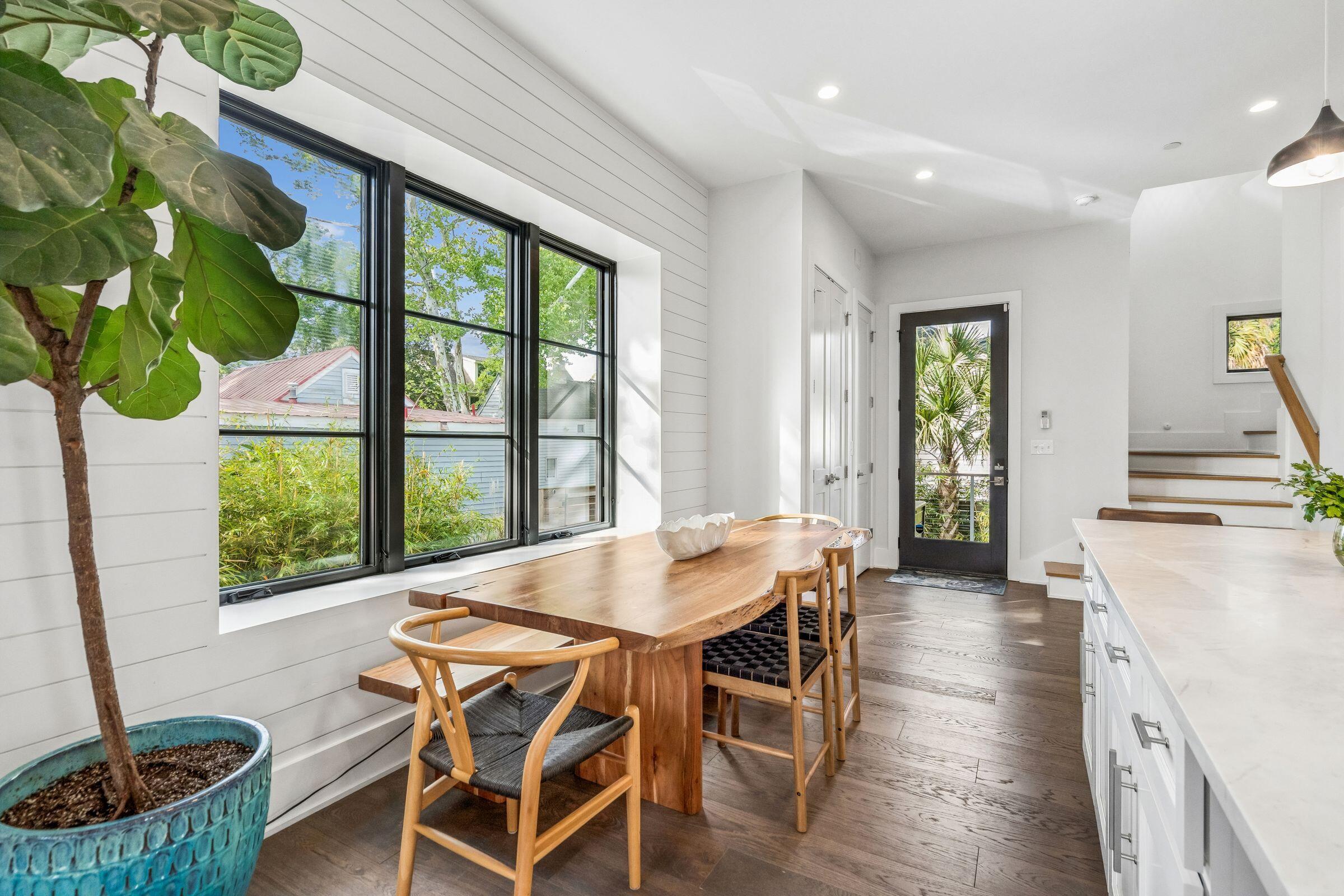 7 Carrere Court Charleston, SC 29403 - Photo 17 of 56 Dining Area