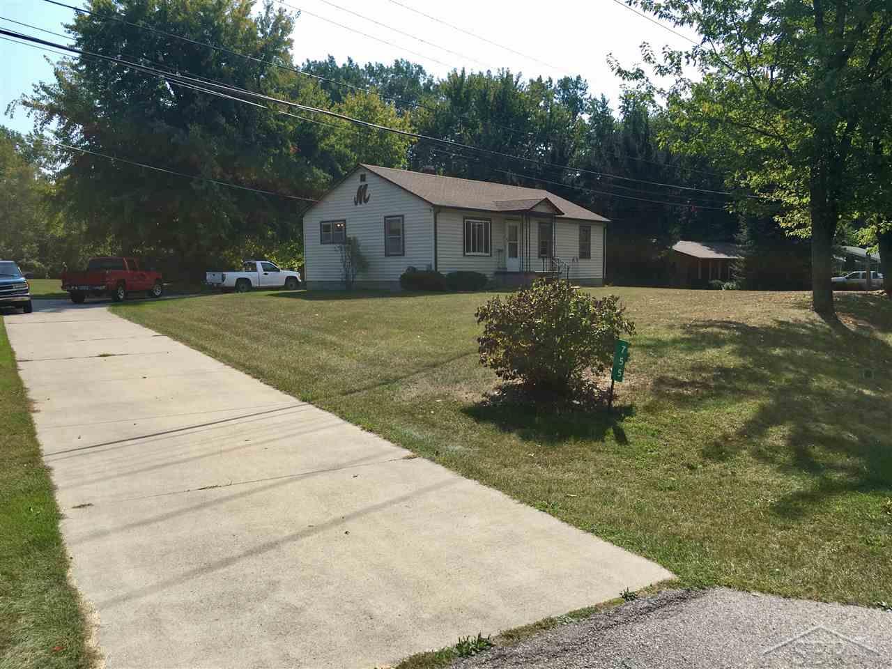 755 South Miller Road Saginaw, MI 48609 - Photo 13 of 15 31331200-12.JPG