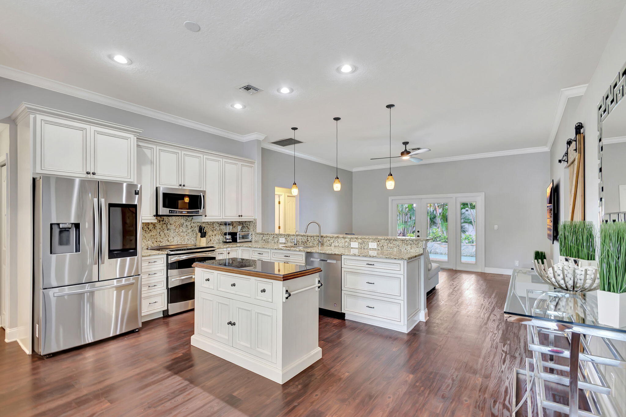 6454 Foster Street Jupiter, FL 33458 - Photo 18 of 51 Kitchen