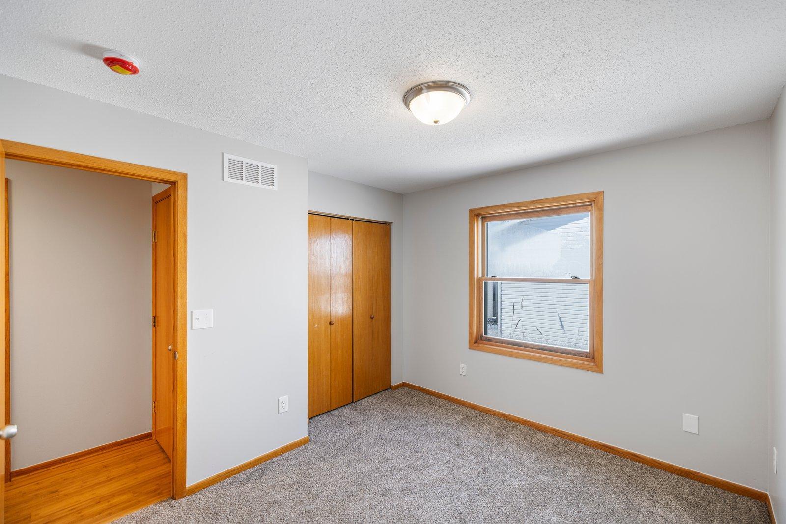 4834 10 Street Northwest Rochester, MN 55901 - Photo 12 of 23