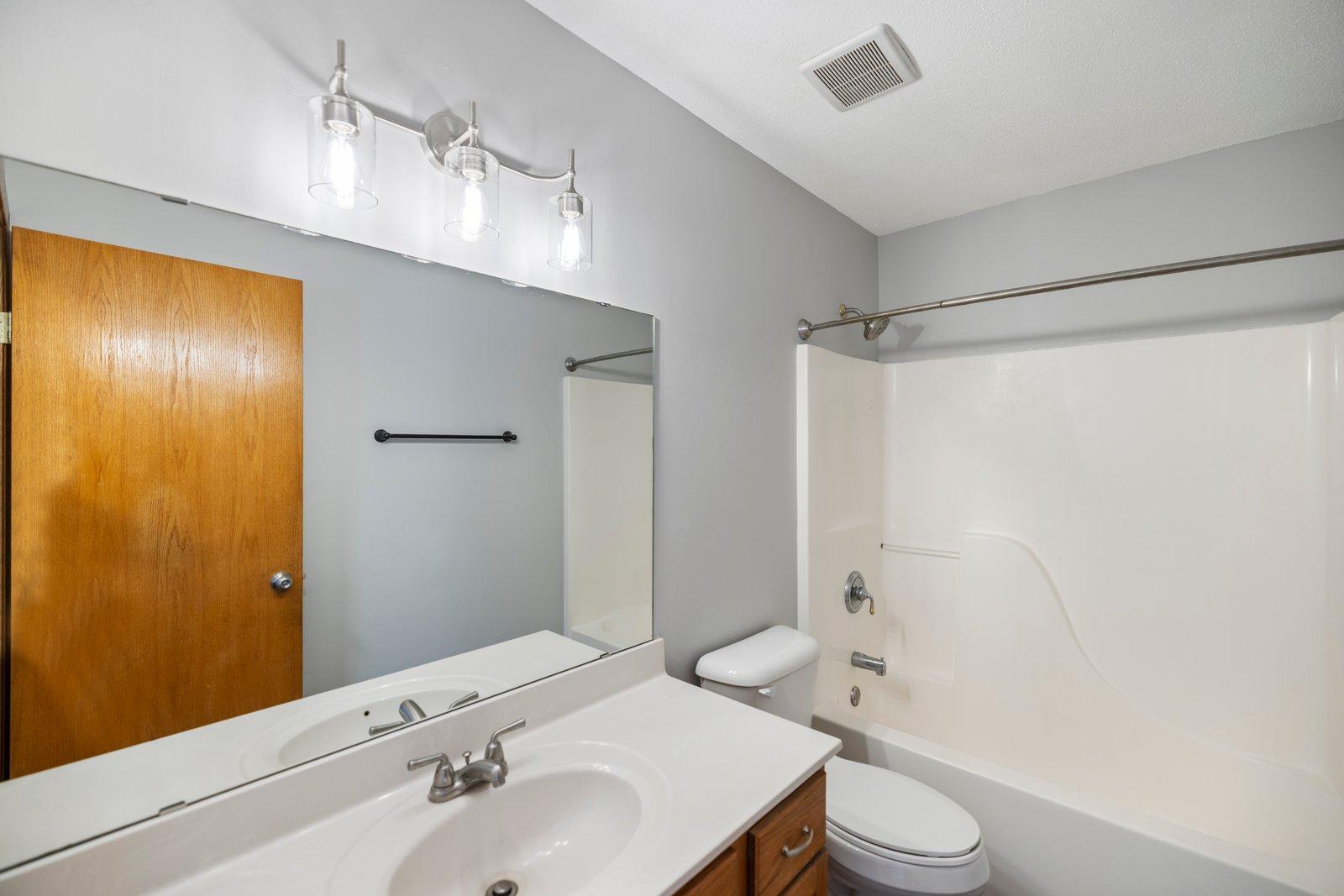 4834 10 Street Northwest Rochester, MN 55901 - Photo 13 of 23