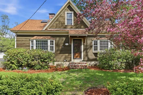 $749,900 | 80 Concord Street, Maynard, MA 01754