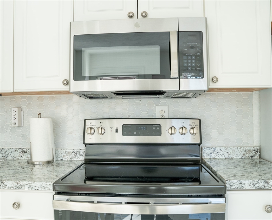 857 Beacon Street, Unit 41 Boston, MA 02215 - Photo 4 of 11