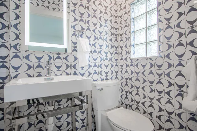 $3,990 | 4605 Ocean Beach Boulevard, Cocoa Beach, FL 32931