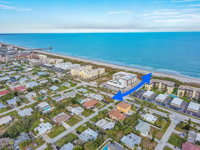 $3,990 | 4605 Ocean Beach Boulevard, Cocoa Beach, FL 32931
