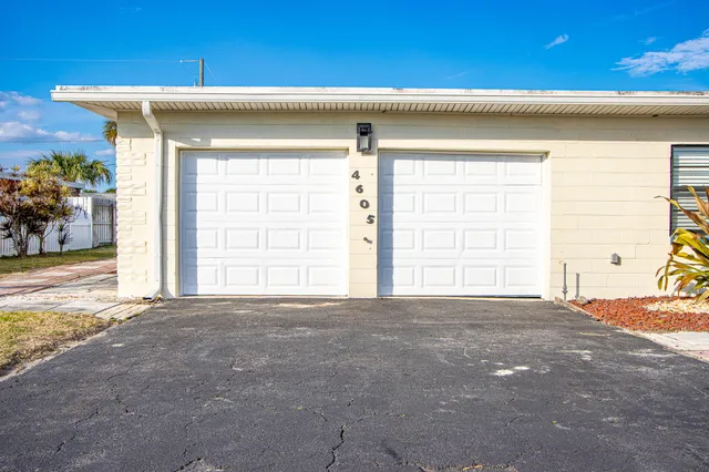 $3,990 | 4605 Ocean Beach Boulevard, Cocoa Beach, FL 32931