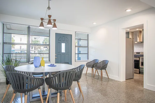 $3,990 | 4605 Ocean Beach Boulevard, Cocoa Beach, FL 32931