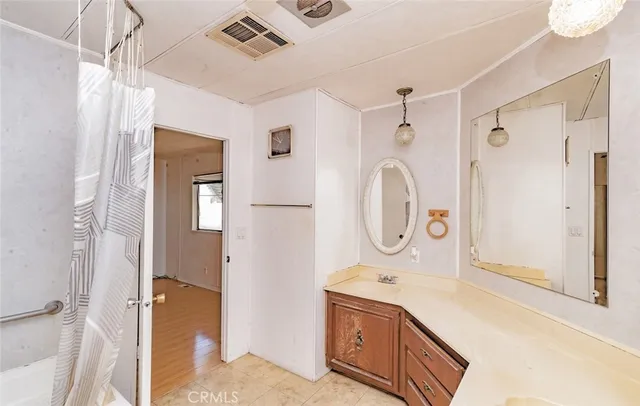 a view of a entryway