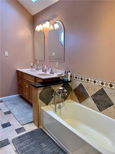 975 Monaca Road Monaca, PA 15061 - Photo 16 of 25 Gallery Image 16
