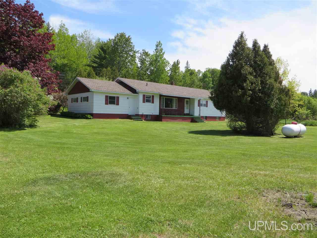 15398 Pequaming Road L'Anse, MI 49946 - Photo 2 of 36