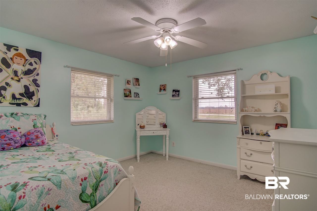 22601 Price Grubbs Road Robertsdale, AL 36567 - Photo 23 of 39 Guest Room