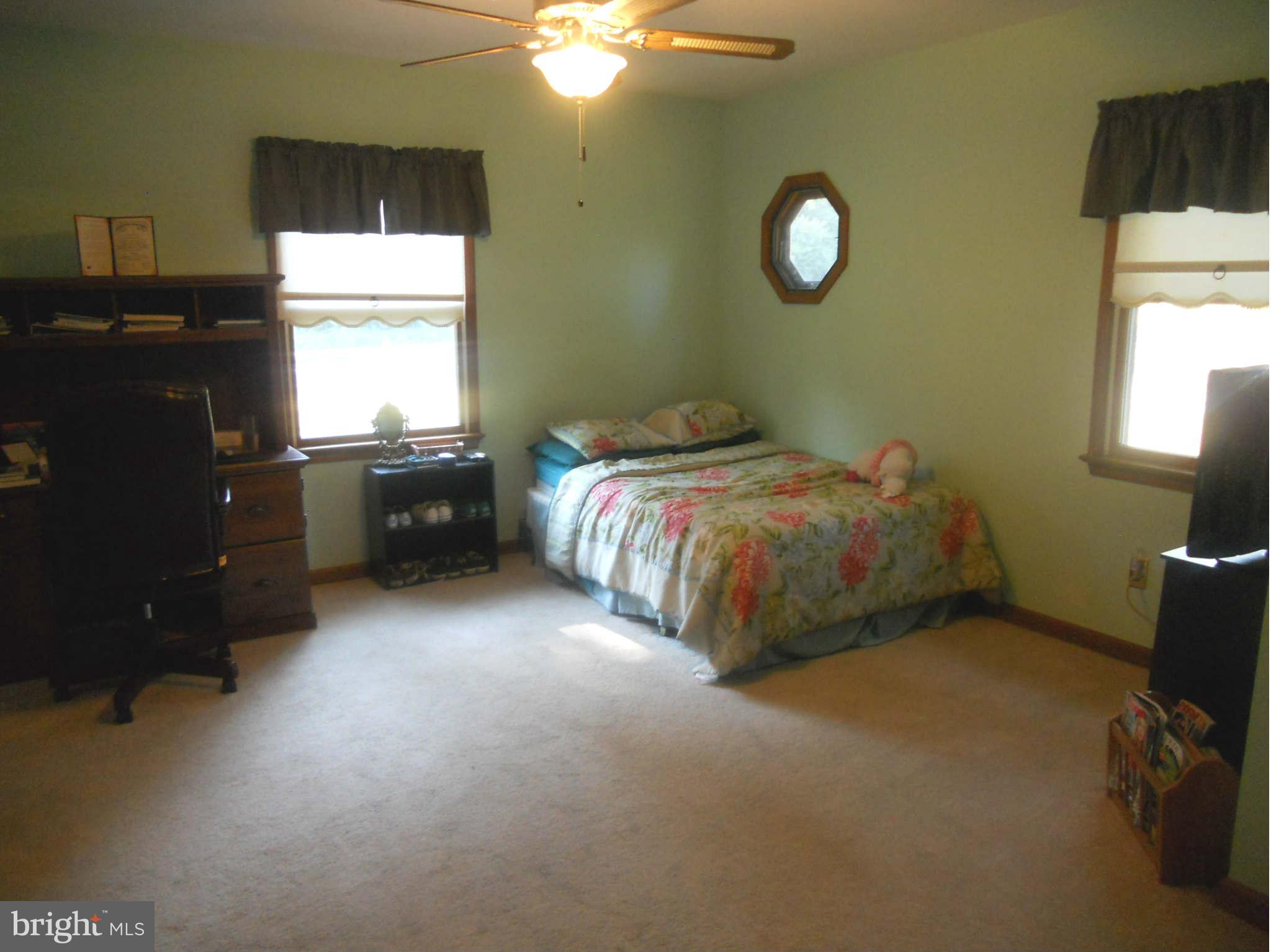 10640 Tippett Road Clinton, MD 20735 - Photo 14 of 29 Bedroom