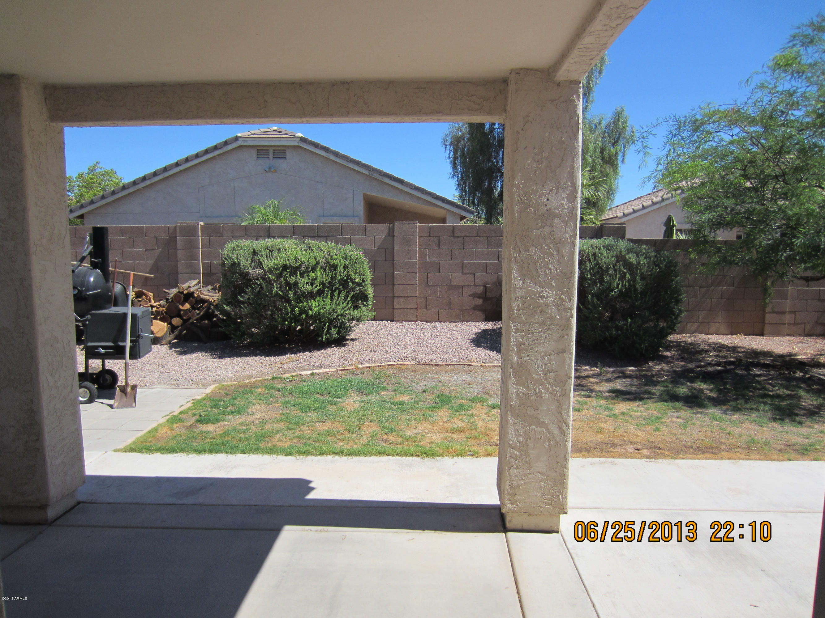 13422 West Redfield Road Surprise, AZ 85379 - Photo 27 of 31 Patio 2