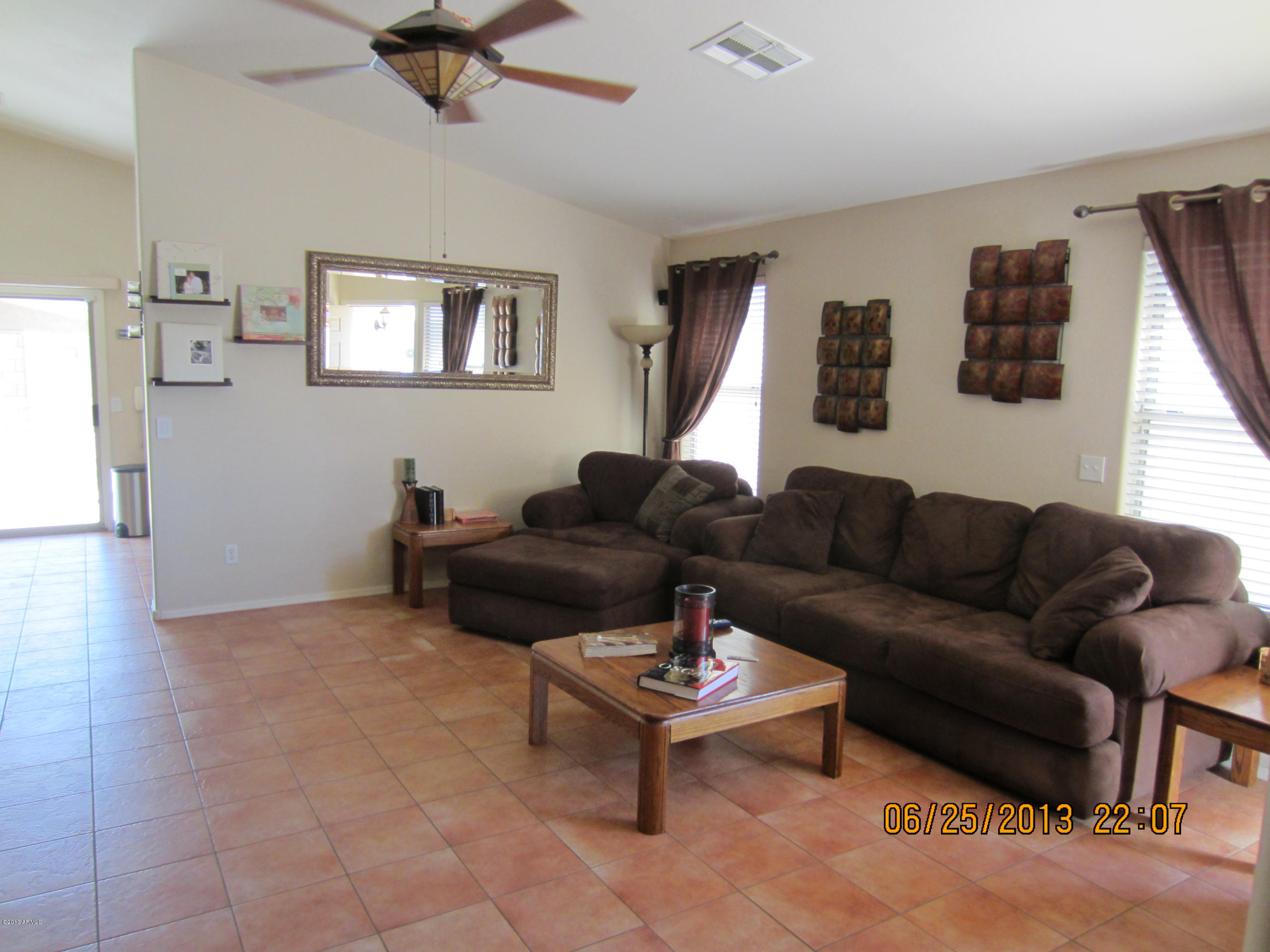 13422 West Redfield Road Surprise, AZ 85379 - Photo 4 of 31 Great Room 5