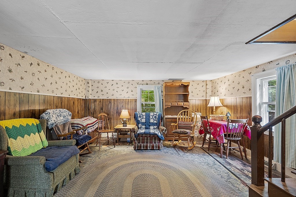 19 Parsonage Street Georgetown, MA 01833 - Photo 17 of 24 Gallery Image 17