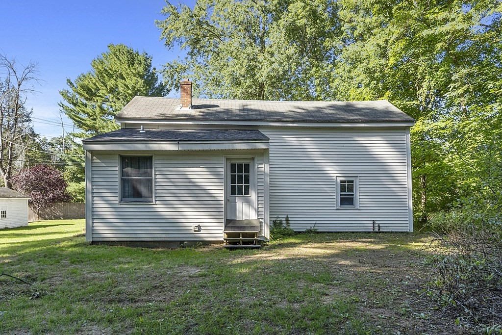19 Parsonage Street Georgetown, MA 01833 - Photo 5 of 24 Gallery Image 5
