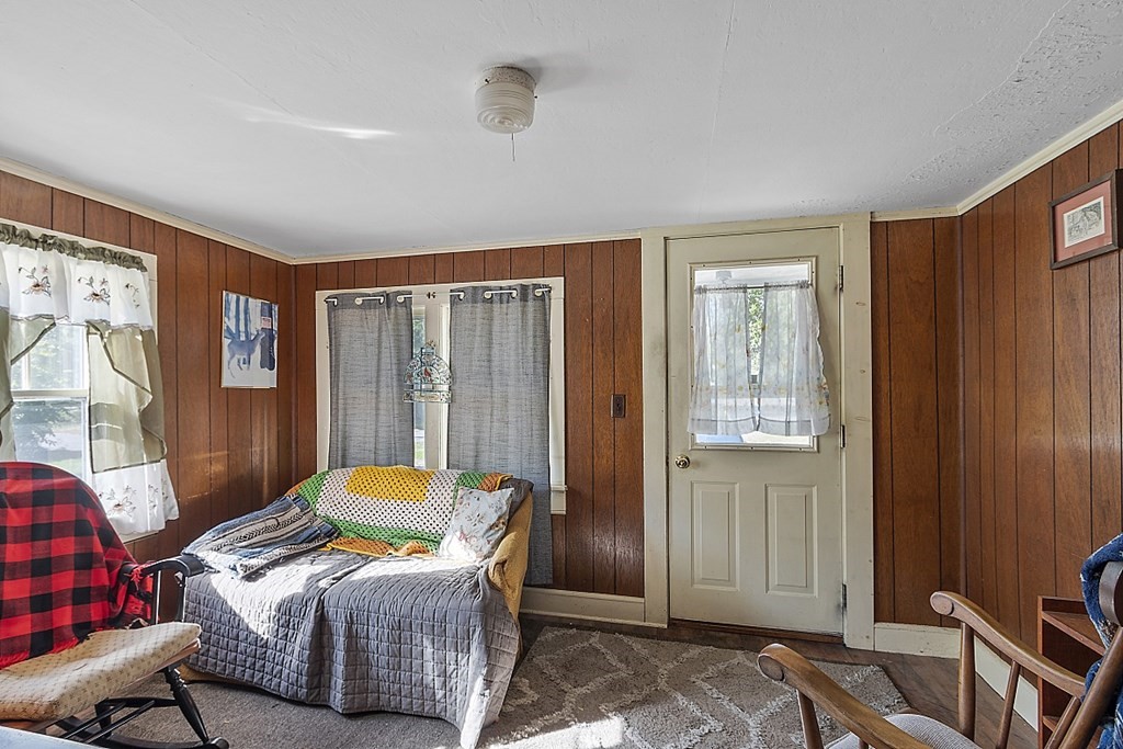 19 Parsonage Street Georgetown, MA 01833 - Photo 9 of 24 Gallery Image 9
